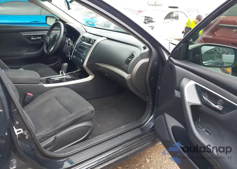 2014 Nissan Altima 2.5 S z USA, uszkodzony, nr VIN 1N4AL3AP5EC122129